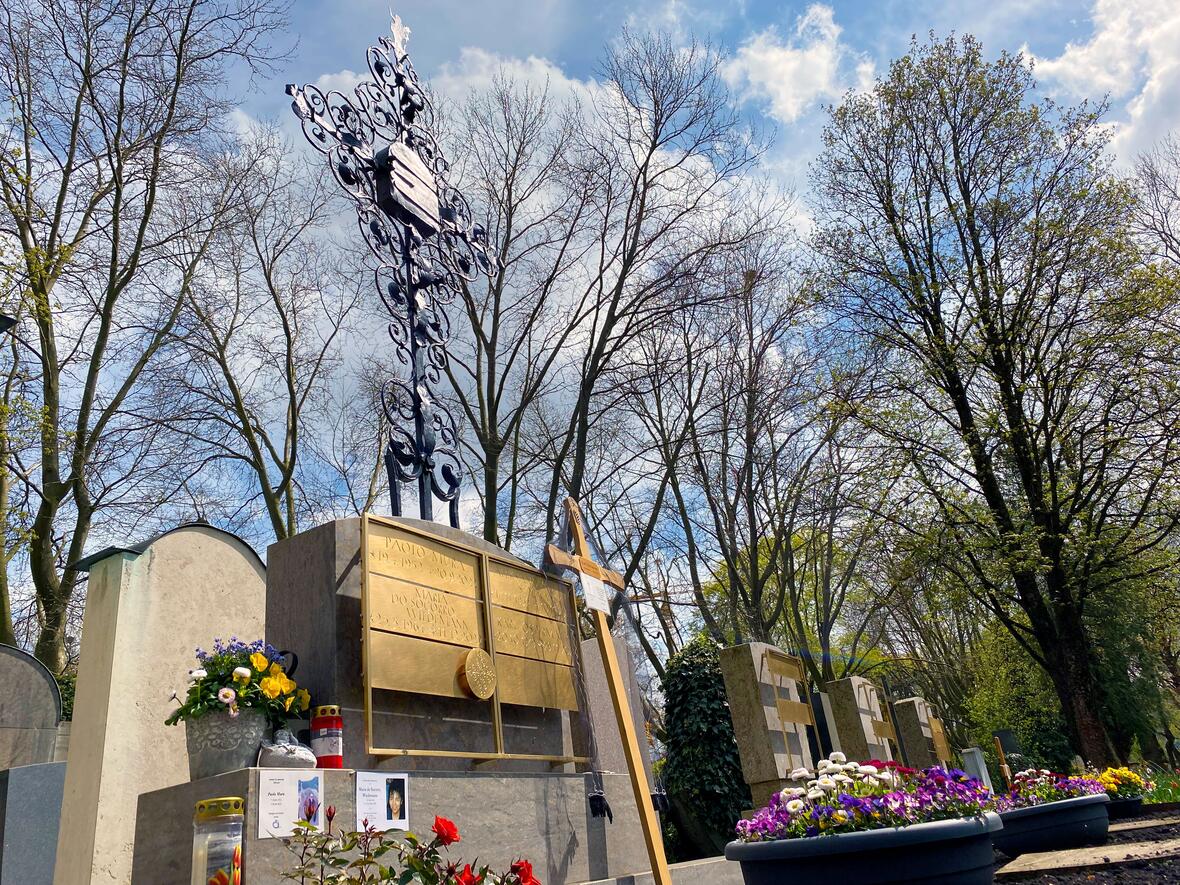 Gemeinschaftsgrabanlage "Barockkreuz"