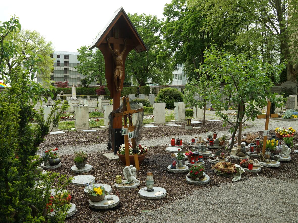 Gemeinschaftsgrabanlage "Obstgarten"